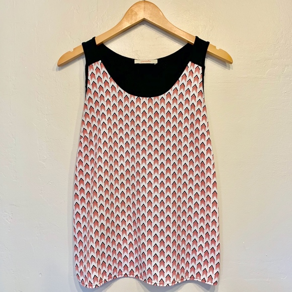 Pomelo Chiffon Priya Chevron Arrowhead Print Jersey Sleeveless Blouse Tank Top - Picture 3 of 7